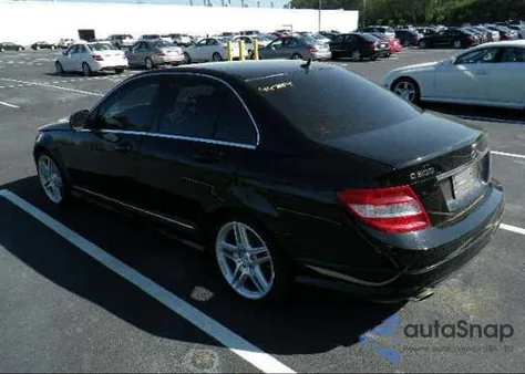 2009 Mercedes-Benz C300 из США, поврежденный, VIN WDDGF54X59F267040